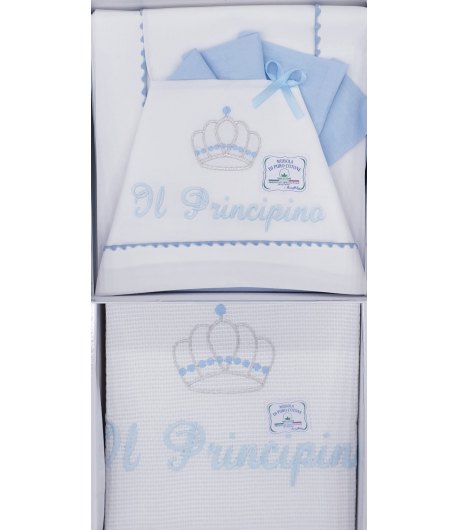 Coordinato Carrozzino per Bimbo Neonato, Bianco e Celeste, Scritta e Ricami di Principino, in Cotone Piquet, I Batuffolini