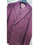 Abito Uomo Doppiopetto Prugna in Tessuto Punto Milano Semi Elastico con Pantalone Coordinato Elegante, Two