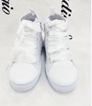 Scarpe Sneakers Bimba e Bambina Bianche in Ecopelle con Pizzo Floreale e Lacci in Raso Eleganti per Cerimonia e Casual, GD
